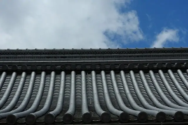 雨漏りなどの屋根修理～タイミングや費用のご相談は京都ルーフサービスへ