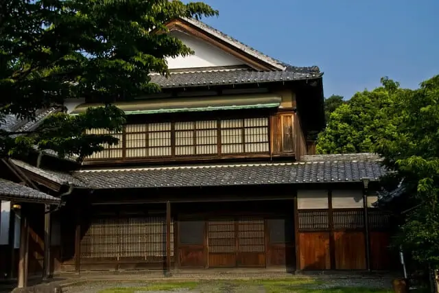 屋根リフォームされた京都の瓦屋根の家
